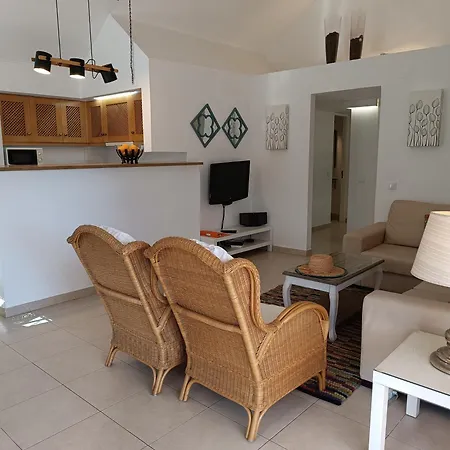 81 Great Spot Oura Beach, Villa *