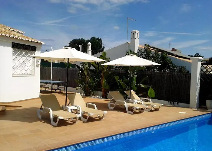 빌라 81 Great Spot Oura Beach, 알부페이라