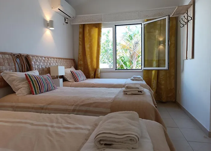 빌라 81 Great Spot Oura Beach, 알부페이라