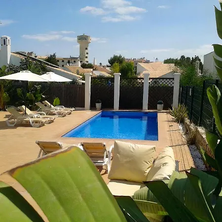 Villa 81 Amazing In A Fantastic Location On Oura Albufeira