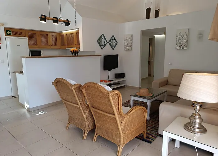 81 Great Spot Oura Beach, Villa *
